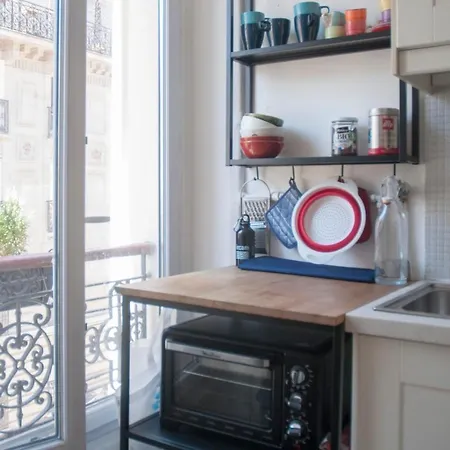 Nice 44 M For 3 Near Pere Lachaise