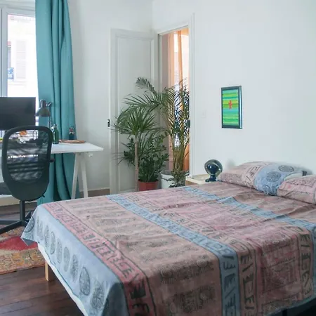 Nice 44 M For 3 Near Pere Lachaise * Παρίσι